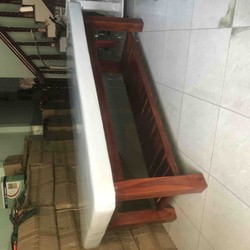 Giường massage gỗ nhiều màu